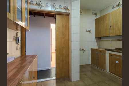 Apartamento para alugar com 100m², 3 quartos e 2 vagas Apartamento para alugar com 100m², 3 quartos e 2 vagasCozinha