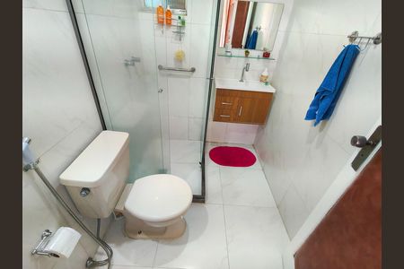 Apartamento para alugar com 100m², 3 quartos e 2 vagas Apartamento para alugar com 100m², 3 quartos e 2 vagasBanheiro Corredor