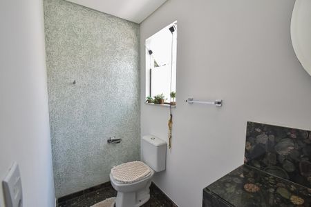 Casa à venda com 209m², 3 quartos e 3 vagasLavabo