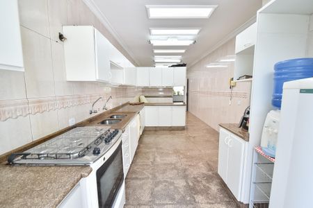 Casa à venda com 209m², 3 quartos e 3 vagasCozinha