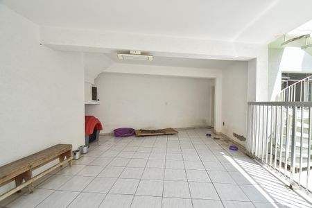 Casa à venda com 209m², 3 quartos e 3 vagasQuintal