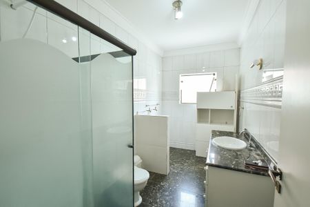 Casa à venda com 209m², 3 quartos e 3 vagasBanheiro Social