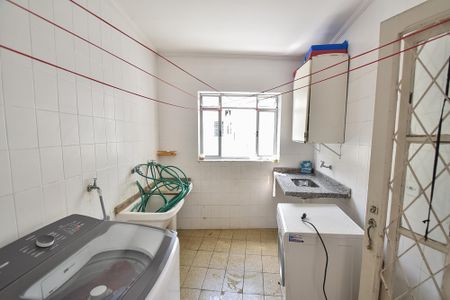 Casa à venda com 209m², 3 quartos e 3 vagasLavanderia