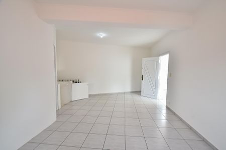 Casa à venda com 209m², 3 quartos e 3 vagasEdícula / sala