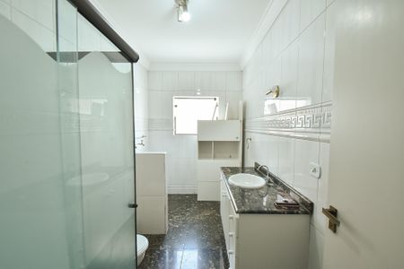 Casa à venda com 209m², 3 quartos e 3 vagasBanheiro Social