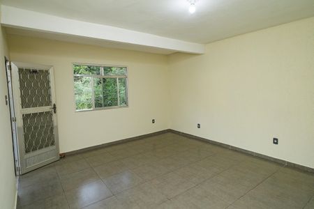 Sala de casa para alugar com 2 quartos, 110m² em Campo Grande, Rio de Janeiro