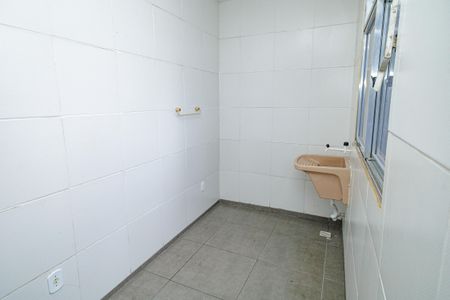 Casa para alugar com 110m², 2 quartos e 1 vagaÁrea de Serviço