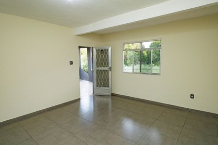 Sala de casa para alugar com 2 quartos, 110m² em Campo Grande, Rio de Janeiro