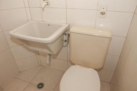 Apartamento à venda com 71m², 2 quartos e 1 vagaBanheiro de serviço