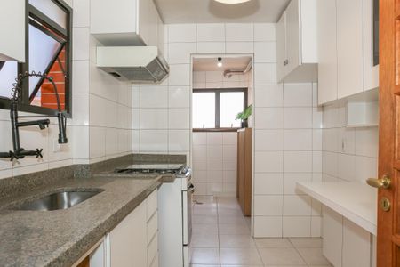 Apartamento à venda com 71m², 2 quartos e 1 vagaCozinha e Área de Serviço