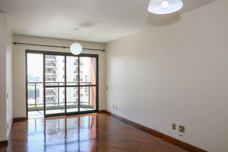 Apartamento à venda com 71m², 2 quartos e 1 vagaSala