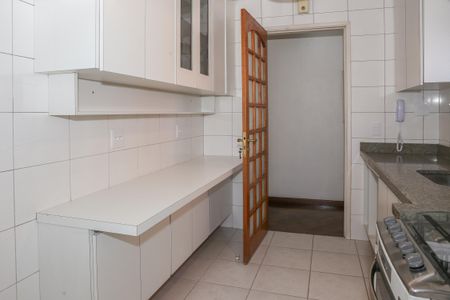 Apartamento à venda com 71m², 2 quartos e 1 vagaCozinha e Área de Serviço