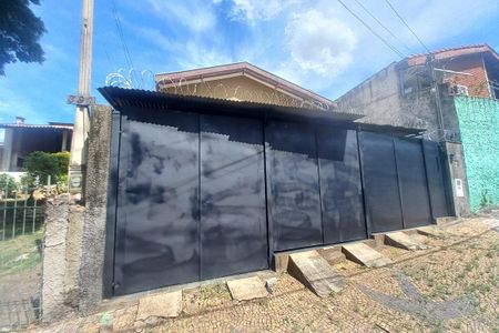 Casa à venda com 280m², 2 quartos e 4 vagas Casa à venda com 280m², 2 quartos e 4 vagasFachada do Prédio