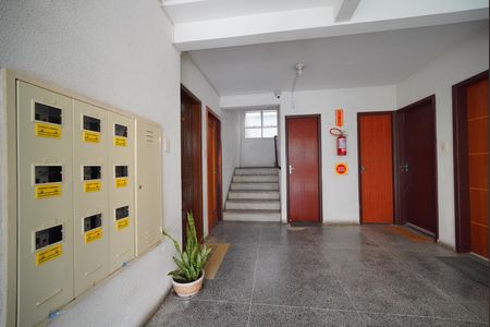 Hall de entrada de apartamento para alugar com 2 quartos, 70m² em Abraão, Florianópolis