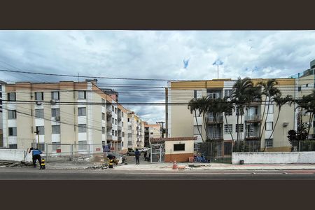 Fachada de apartamento para alugar com 2 quartos, 70m² em Abraão, Florianópolis