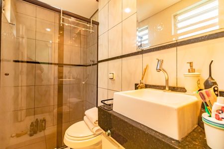 Apartamento à venda com 68m², 3 quartos e 1 vagaBanheiro da Suíte