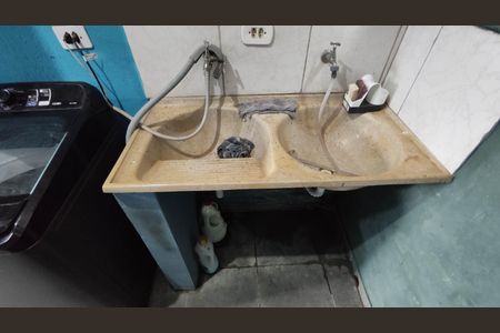 Casa para alugar com 50m², 3 quartos e 1 vagaÁrea de Serviço