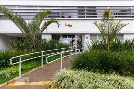 Apartamento à venda com 38m², 1 quarto e 1 vagaEntrada