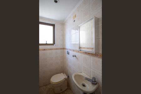 Apartamento para alugar com 151m², 3 quartos e 2 vagasBanheiro de serviço