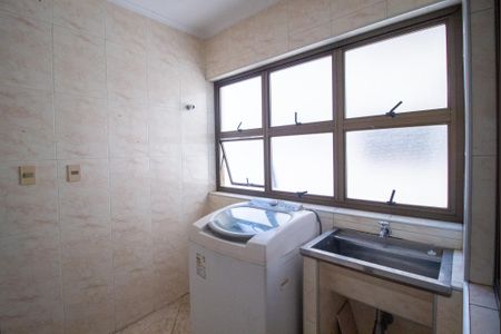 Apartamento para alugar com 151m², 3 quartos e 2 vagasÁrea de Serviço