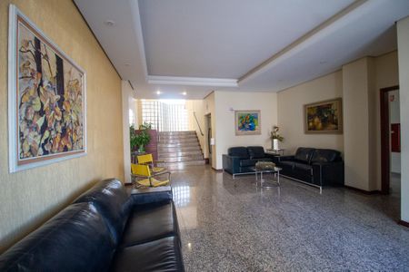 Apartamento para alugar com 151m², 3 quartos e 2 vagasHall social