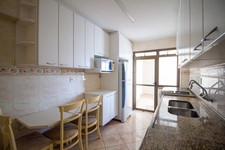 Apartamento para alugar com 151m², 3 quartos e 2 vagasCozinha