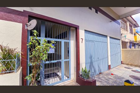 Apartamento para alugar com 62m², 1 quarto e 1 vagaFachada do Prédio com placa