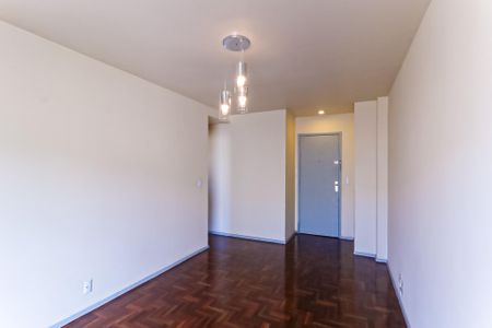 Apartamento para alugar com 62m², 1 quarto e 1 vagaSala
