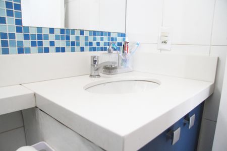 Apartamento à venda com 83m², 3 quartos e 2 vagasBanheiro Social