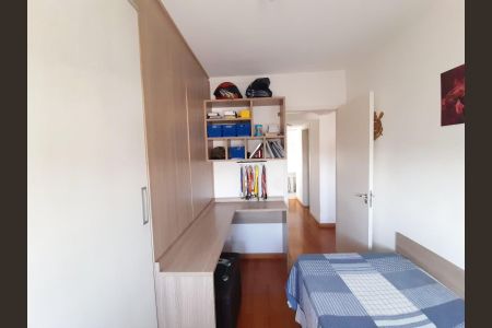 Apartamento à venda com 83m², 3 quartos e 2 vagasQuarto 2