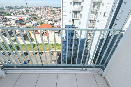 Varanda de casa à venda com 2 quartos, 47m² em Taboão, São Paulo