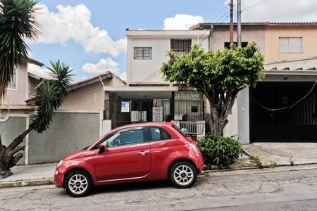 Casa para alugar com 150m², 3 quartos e 2 vagasFachada + Placa