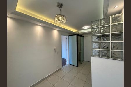 Apartamento para alugar com 38m², 1 quarto e sem vaga Apartamento para alugar com 38m², 1 quarto e sem vagaSala