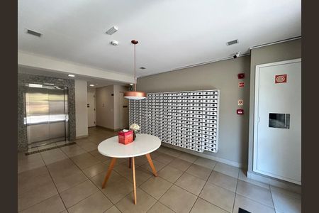 Apartamento para alugar com 38m², 1 quarto e sem vaga Apartamento para alugar com 38m², 1 quarto e sem vagaHall de entrada