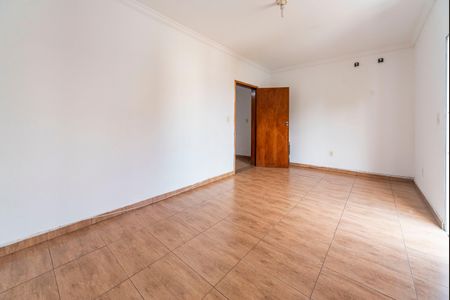 Casa à venda com 200m², 3 quartos e 2 vagas Casa à venda com 200m², 3 quartos e 2 vagasQuarto