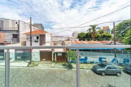 Casa à venda com 200m², 3 quartos e 2 vagas Casa à venda com 200m², 3 quartos e 2 vagasVaranda do Quarto