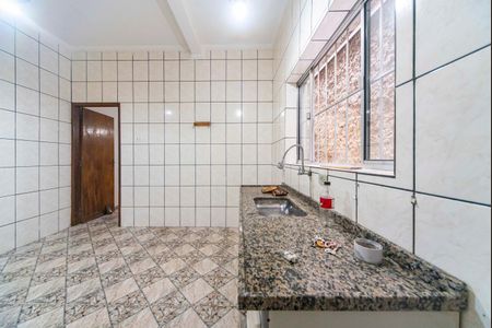 Casa à venda com 200m², 3 quartos e 2 vagas Casa à venda com 200m², 3 quartos e 2 vagasCozinha casa 2