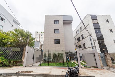 Apartamento à venda com 90m², 3 quartos e 2 vagas Apartamento à venda com 90m², 3 quartos e 2 vagasFachada