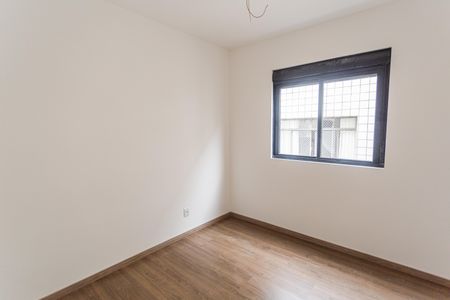 Apartamento à venda com 90m², 3 quartos e 2 vagas Apartamento à venda com 90m², 3 quartos e 2 vagasQuarto