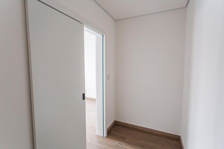 Apartamento à venda com 90m², 3 quartos e 2 vagas Apartamento à venda com 90m², 3 quartos e 2 vagasCloset da Suíte