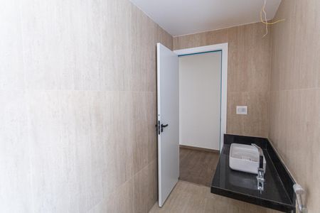 Apartamento à venda com 90m², 3 quartos e 2 vagas Apartamento à venda com 90m², 3 quartos e 2 vagasBanheiro da Suíte