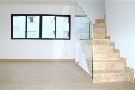 Apartamento à venda com 175m², 3 quartos e 2 vagasSala