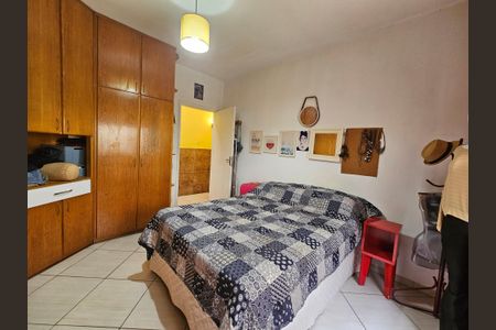 Casa à venda com 238m², 3 quartos e 2 vagas Casa à venda com 238m², 3 quartos e 2 vagasQuarto 2