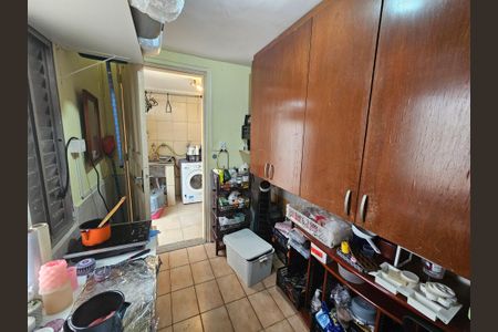 Casa à venda com 238m², 3 quartos e 2 vagas Casa à venda com 238m², 3 quartos e 2 vagasQuarto de Serviço