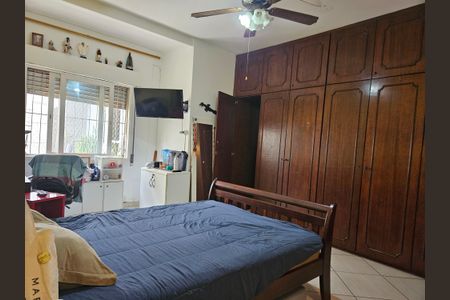 Casa à venda com 238m², 3 quartos e 2 vagas Casa à venda com 238m², 3 quartos e 2 vagasSuíte