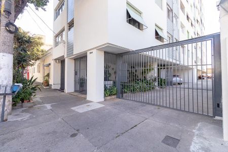 Fachada e portaria de apartamento para alugar com 1 quarto, 57m² em Vila Romana, São Paulo