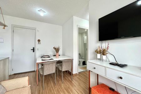 Sala de apartamento para alugar com 2 quartos, 40m² em Jardim Prudência, São Paulo