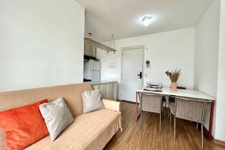 Sala de apartamento para alugar com 2 quartos, 40m² em Jardim Prudência, São Paulo