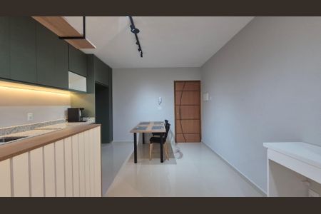 Apartamento à venda com 66m², 2 quartos e 1 vagaSala