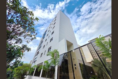 Apartamento à venda com 240m², 3 quartos e 3 vagasFachada